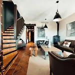 Sueno Nevado Deluxe By Surynieve Chalet *