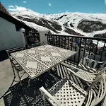 Sueno Nevado Deluxe By Surynieve Chalet